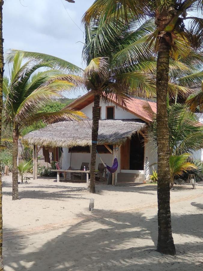 Beach Front Bungalows At The Coconut Canoa Exterior foto